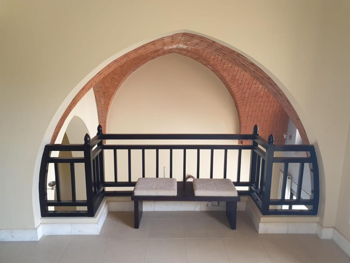 Peaceful Private Villa At Five Star Beach Resort Ra’s al-Chaima Exterior foto